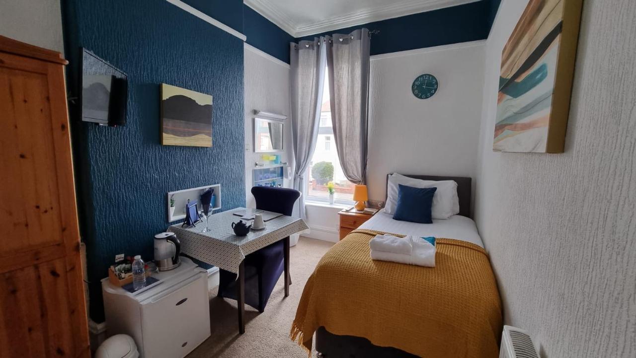 חלנדודנו The Tilstone Guest House מראה חיצוני תמונה